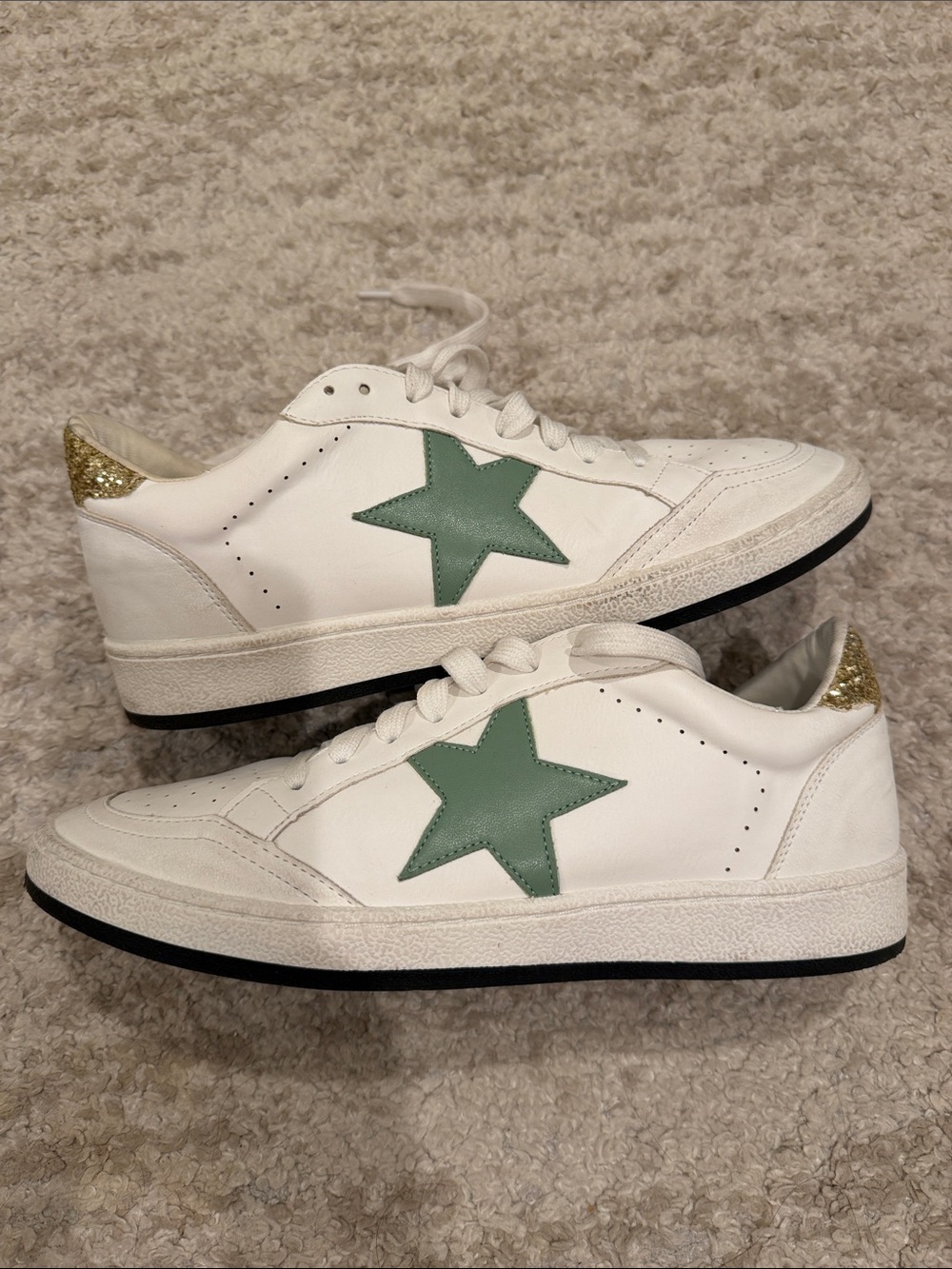 SHUSHOP  Sneakers. Size 10 - Picture 2 of 7